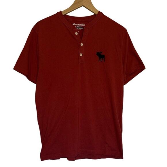 Abercrombie & Fitch New York Men’s Burgundy Henley Large Logo Size L Preppy - Picture 1 of 7
